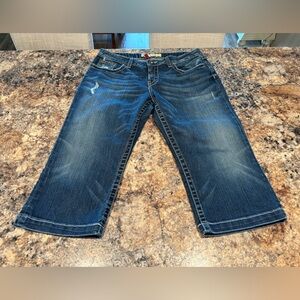 Women’s BKE capri jeans